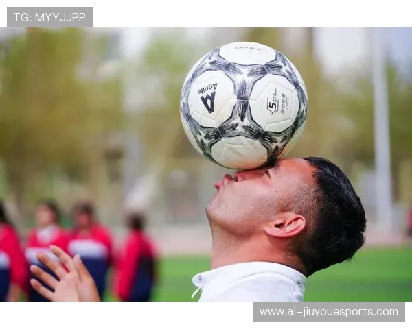 追球星足球热潮下年轻人逐梦绿茵场激情与成长故事